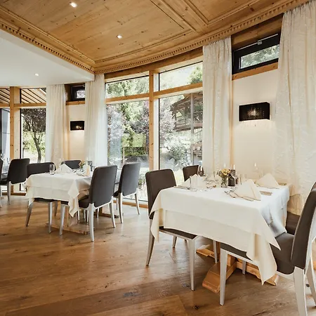 Miaflor Familien- & Aktivresort 4* 奥伯林塔尔的里德