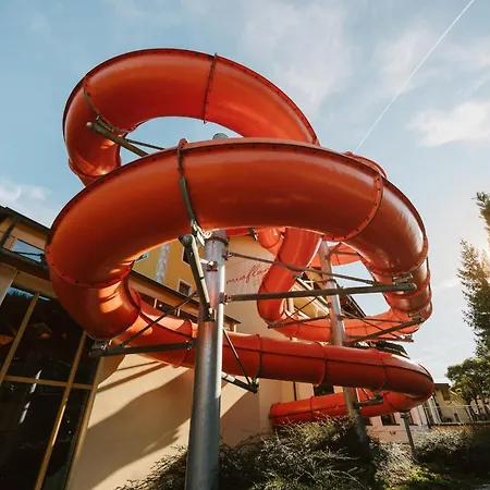 Hotel Miaflor Familien- & Aktivresort 4*