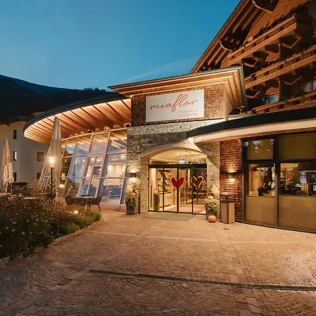 Miaflor Familien- & Aktivresort 酒店
