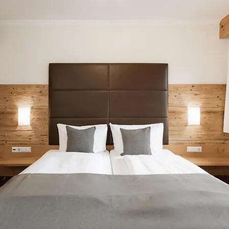 Neueroeffnung Miaflor Familien- & Aktivresort Hotel Ried im Oberinntal