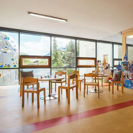 Hotel Miaflor Familien- & Aktivresort Ried im Oberinntal