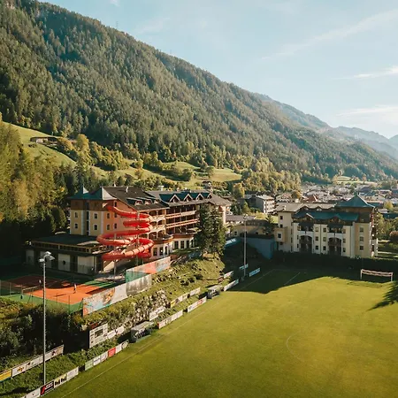 Miaflor Familien- & Aktivresort 4* Ried im Oberinntal